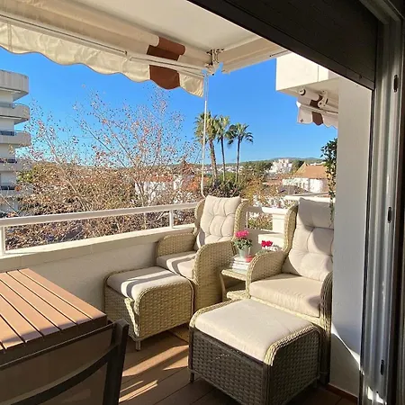 Sofia 100 Metros De La Playa Renovado No Pierdas La Oportunidad De Disfrutar De Pequeno Paraiso En El Corazon De Sitges