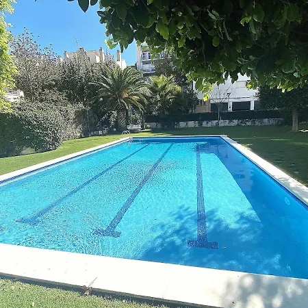 Sofia 100 Metros De La Playa Renovado No Pierdas La Oportunidad De Disfrutar De Pequeno Paraiso En El Corazon De * Sitges