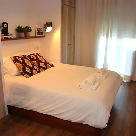 Sofia 100 Metros De La Playa Renovado No Pierdas La Oportunidad De Disfrutar De Pequeno Paraiso En El Corazon De * Sitges
